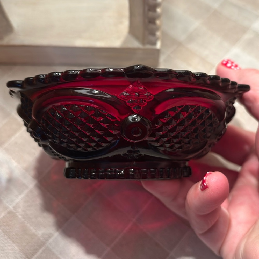 Avon 1876 Cape Cod Collection dessert bowl. Pristine condition.